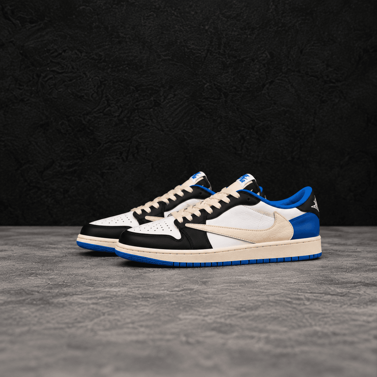 Air Jordan 1 x Fragment x Travis Scott